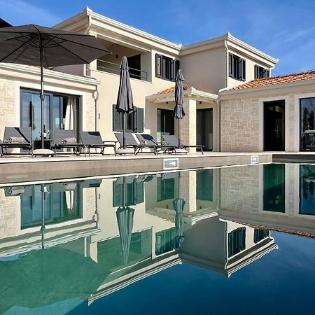 Villa Maslinik Каштелир Экстерьер фото