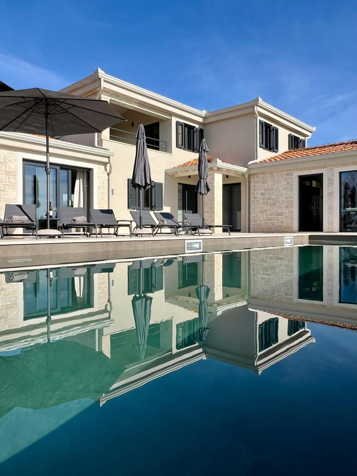Villa Maslinik Каштелир Экстерьер фото